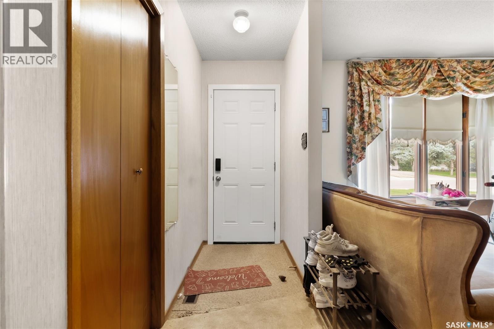 1015 12th Avenue E, Regina, Saskatchewan  S4N 4W1 - Photo 4 - SK033761