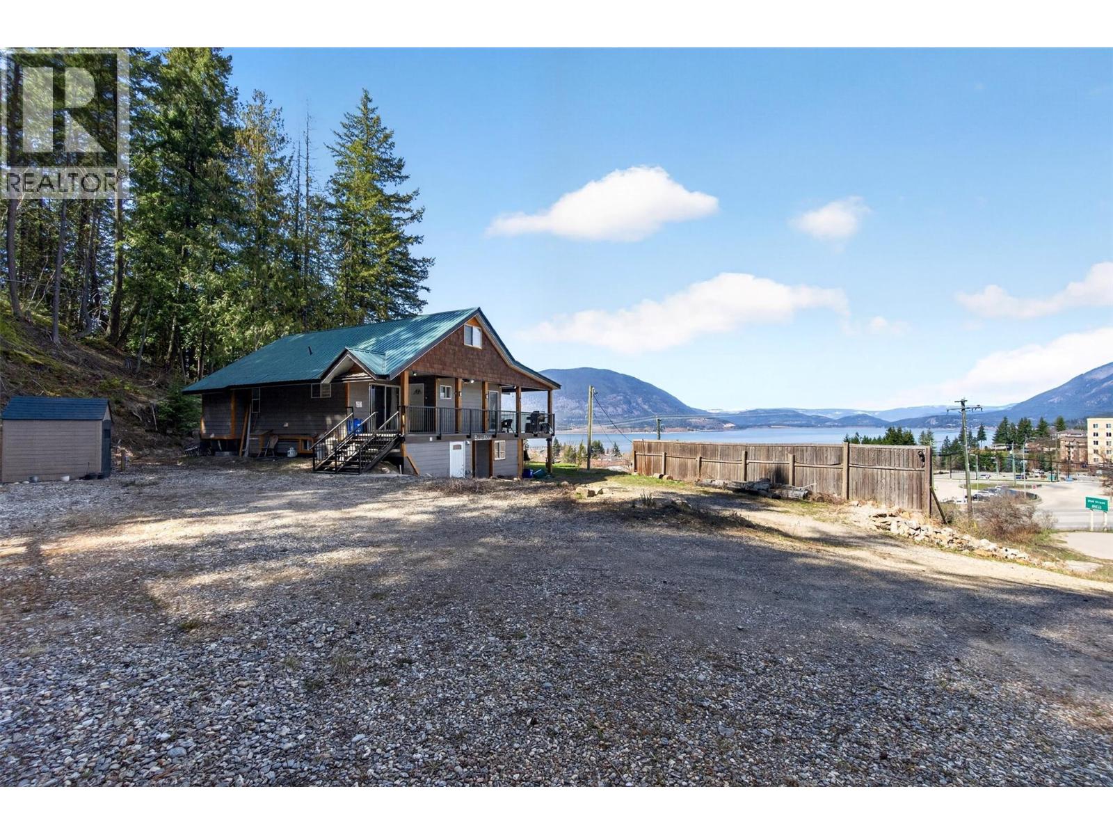 1360 Trans Canada Highway NE, Salmon Arm, British Columbia  V1E 2S6 - Photo 20 - 10383375