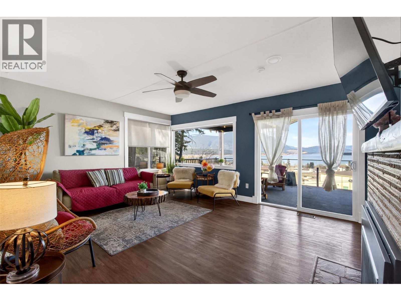 1360 Trans Canada Highway NE, Salmon Arm, British Columbia  V1E 2S6 - Photo 33 - 10383375