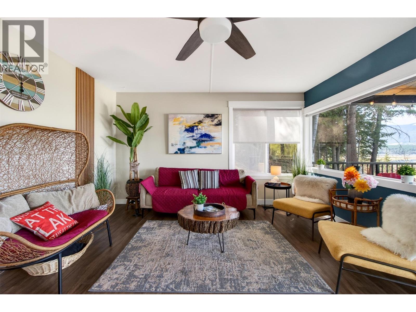 1360 Trans Canada Highway NE, Salmon Arm, British Columbia  V1E 2S6 - Photo 34 - 10383375