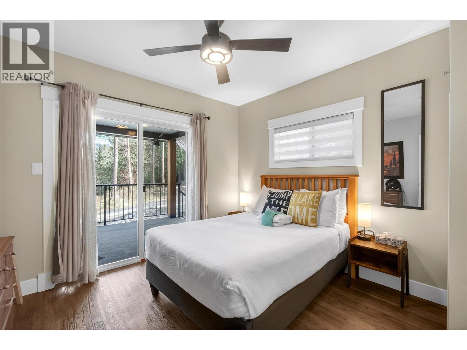 1360 Trans Canada Highway NE, Salmon Arm, British Columbia  V1E 2S6 - Photo 29 - 10383375