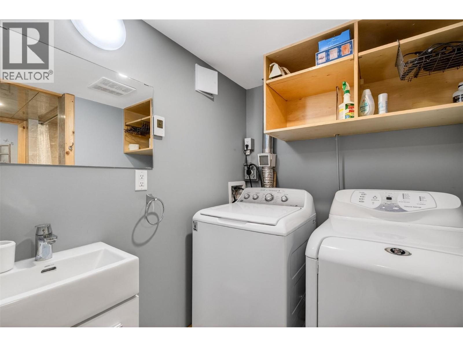 1360 Trans Canada Highway NE, Salmon Arm, British Columbia  V1E 2S6 - Photo 49 - 10383375