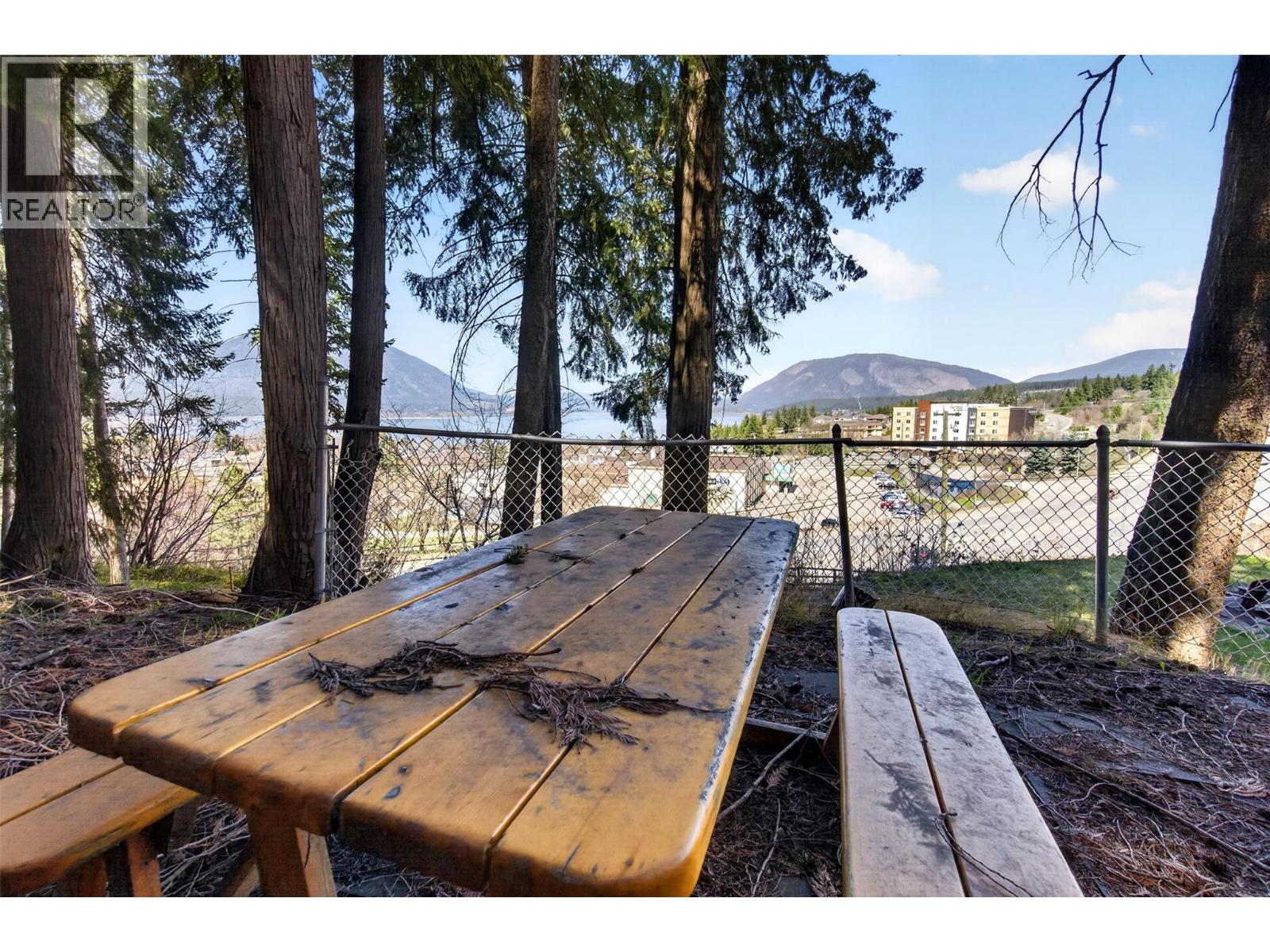 1360 Trans Canada Highway NE, Salmon Arm, British Columbia  V1E 2S6 - Photo 69 - 10383375