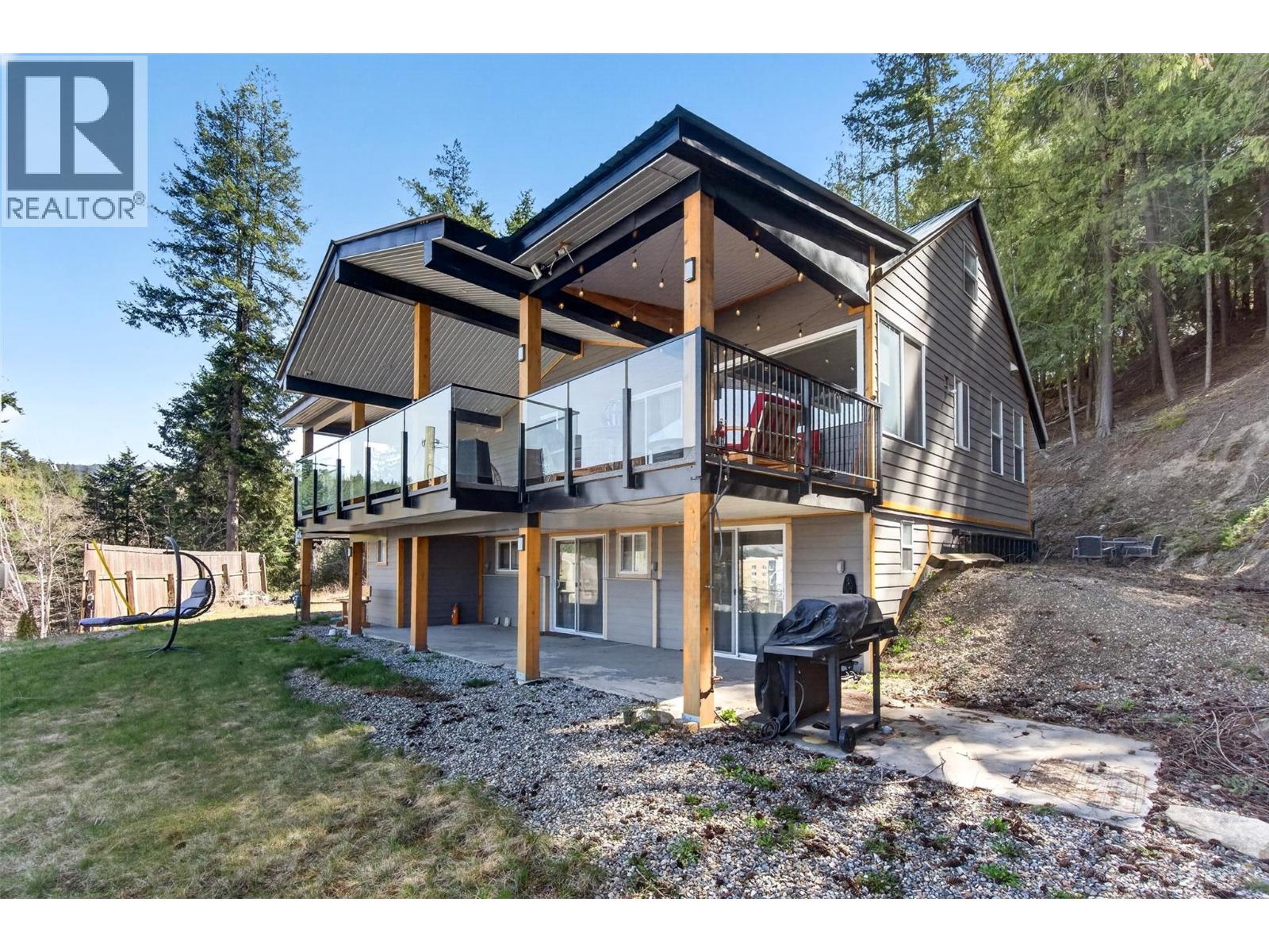 1360 Trans Canada Highway NE, Salmon Arm, British Columbia  V1E 2S6 - Photo 64 - 10383375