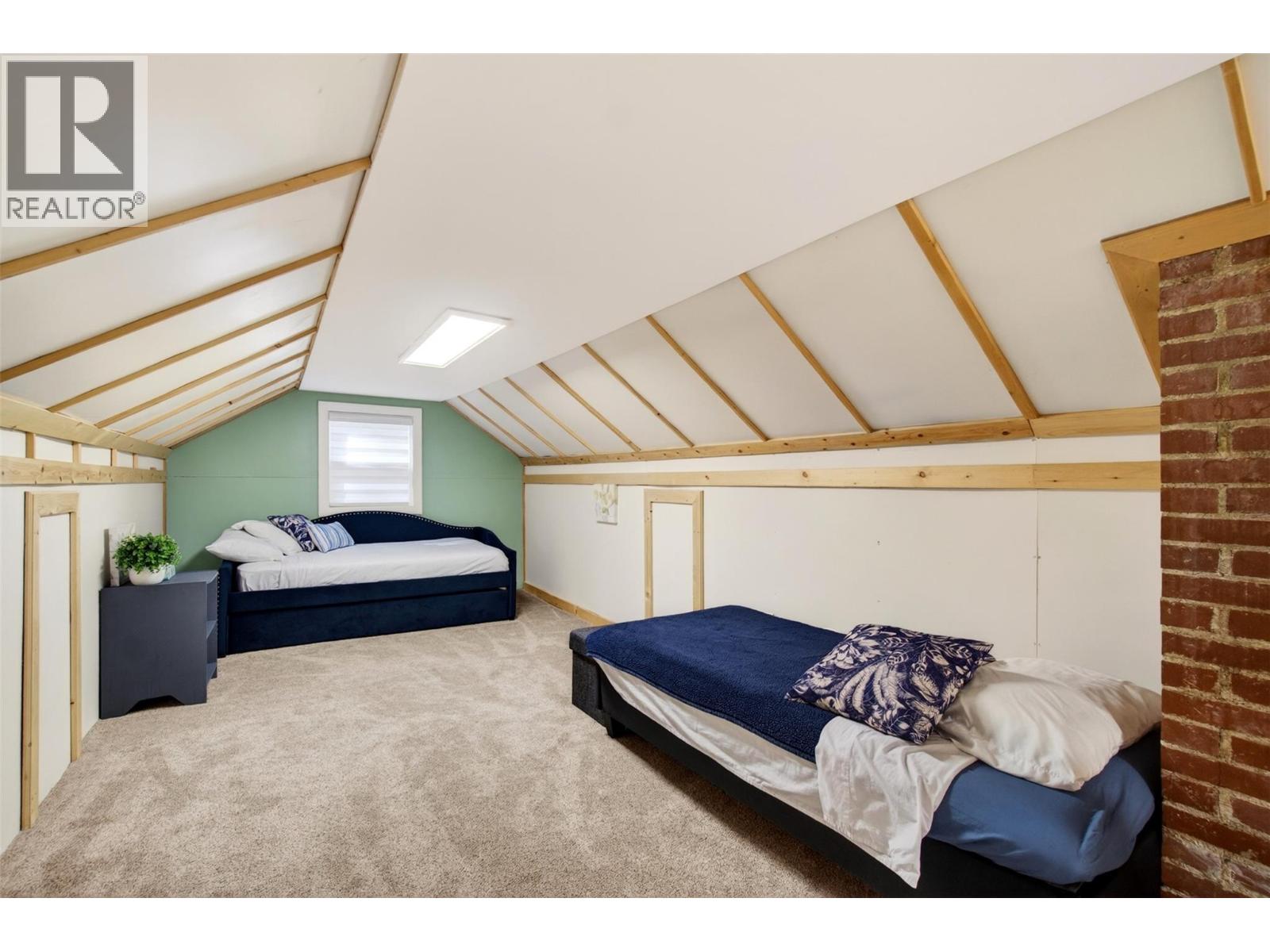 1360 Trans Canada Highway NE, Salmon Arm, British Columbia  V1E 2S6 - Photo 59 - 10383375