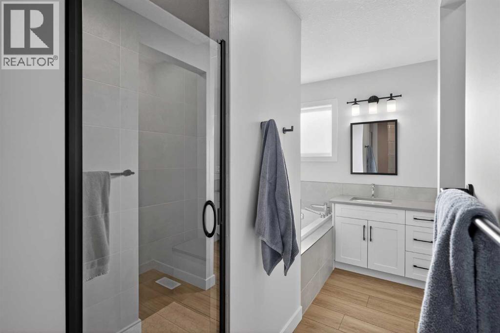 78 Silverton Glen Crescent Sw, Calgary, Alberta  T2X 5C2 - Photo 32 - A2294585