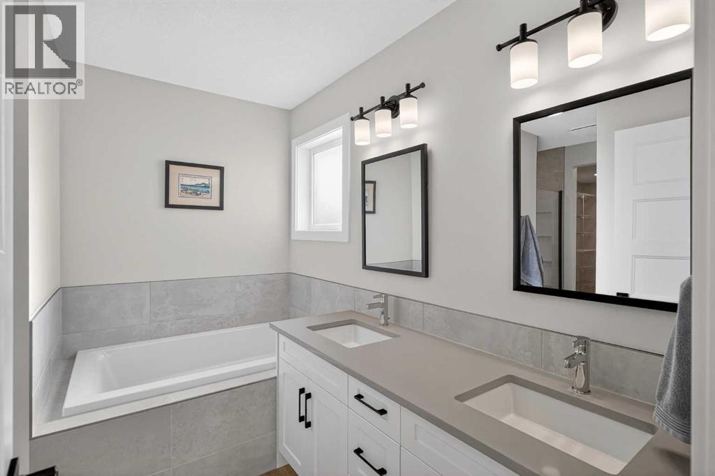 78 Silverton Glen Crescent Sw, Calgary, Alberta  T2X 5C2 - Photo 29 - A2294585