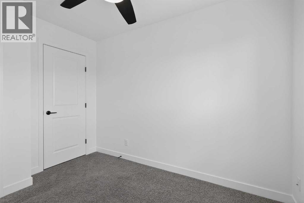 12 Heirloom Crescent Se, Calgary, Alberta  T3S 0G9 - Photo 28 - A2298841