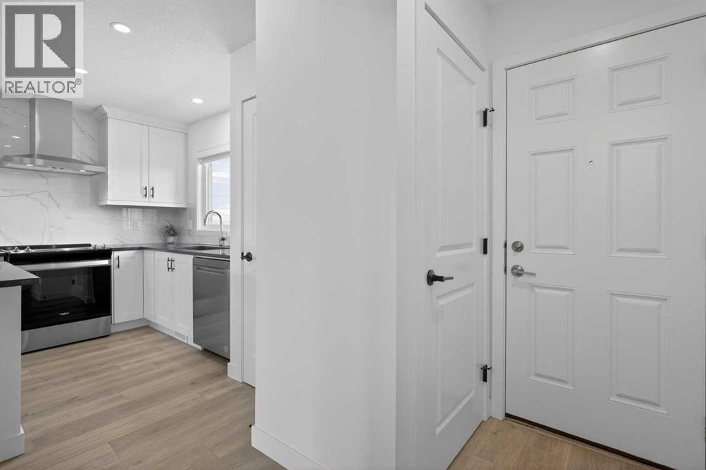 12 Heirloom Crescent Se, Calgary, Alberta  T3S 0G9 - Photo 17 - A2298841