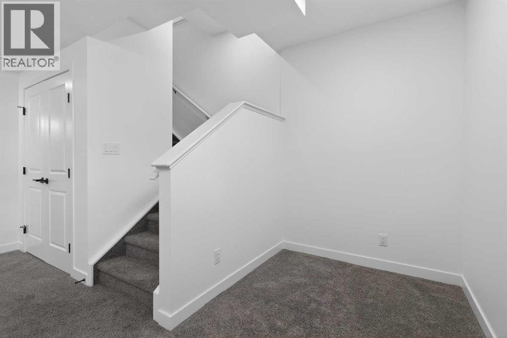 12 Heirloom Crescent Se, Calgary, Alberta  T3S 0G9 - Photo 34 - A2298841