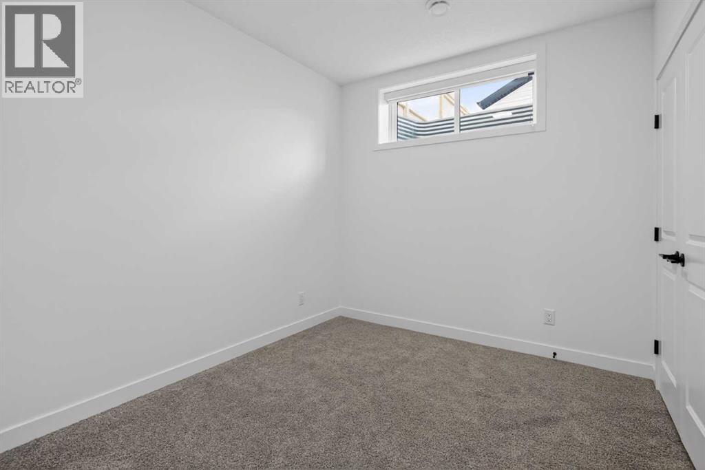 12 Heirloom Crescent Se, Calgary, Alberta  T3S 0G9 - Photo 38 - A2298841