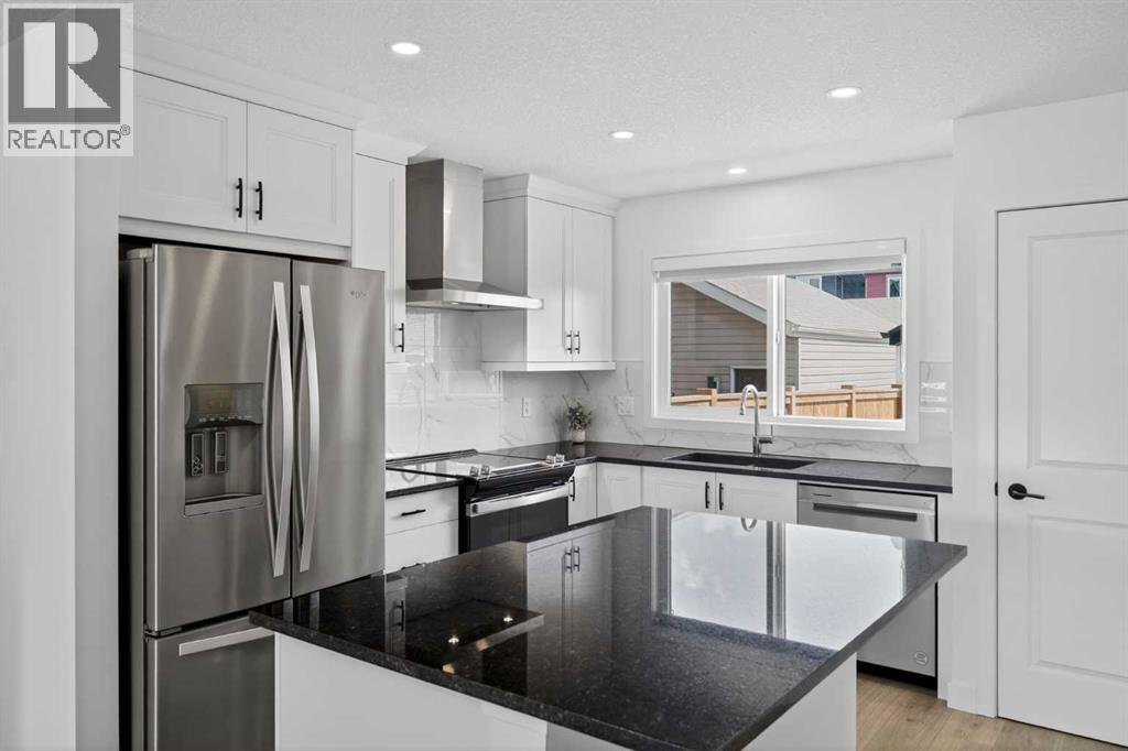 12 Heirloom Crescent Se, Calgary, Alberta  T3S 0G9 - Photo 12 - A2298841