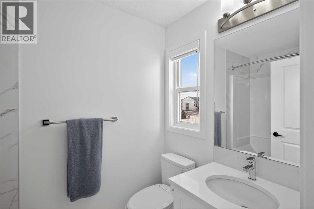 12 Heirloom Crescent Se, Calgary, Alberta  T3S 0G9 - Photo 25 - A2298841