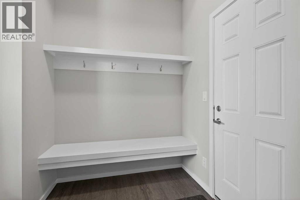 154 Yorkstone Way SW, Calgary, Alberta  T2X 4S3 - Photo 15 - A2300255