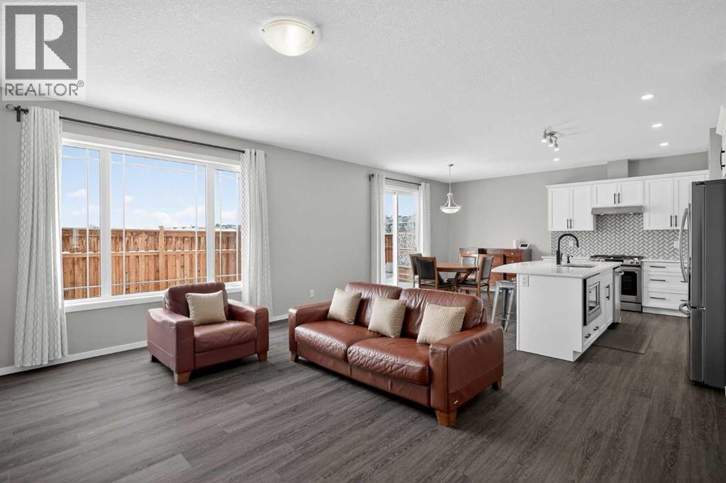 154 Yorkstone Way SW, Calgary, Alberta  T2X 4S3 - Photo 10 - A2300255