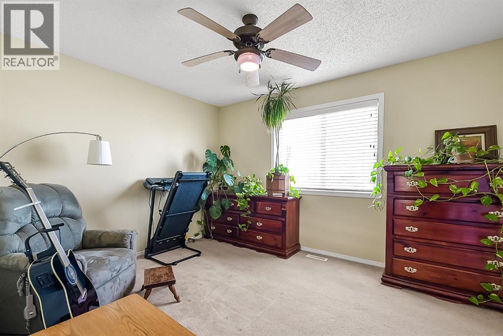 13 Tuscany Ridge Mews Nw, Calgary, Alberta  T3L 3B7 - Photo 15 - A2303363