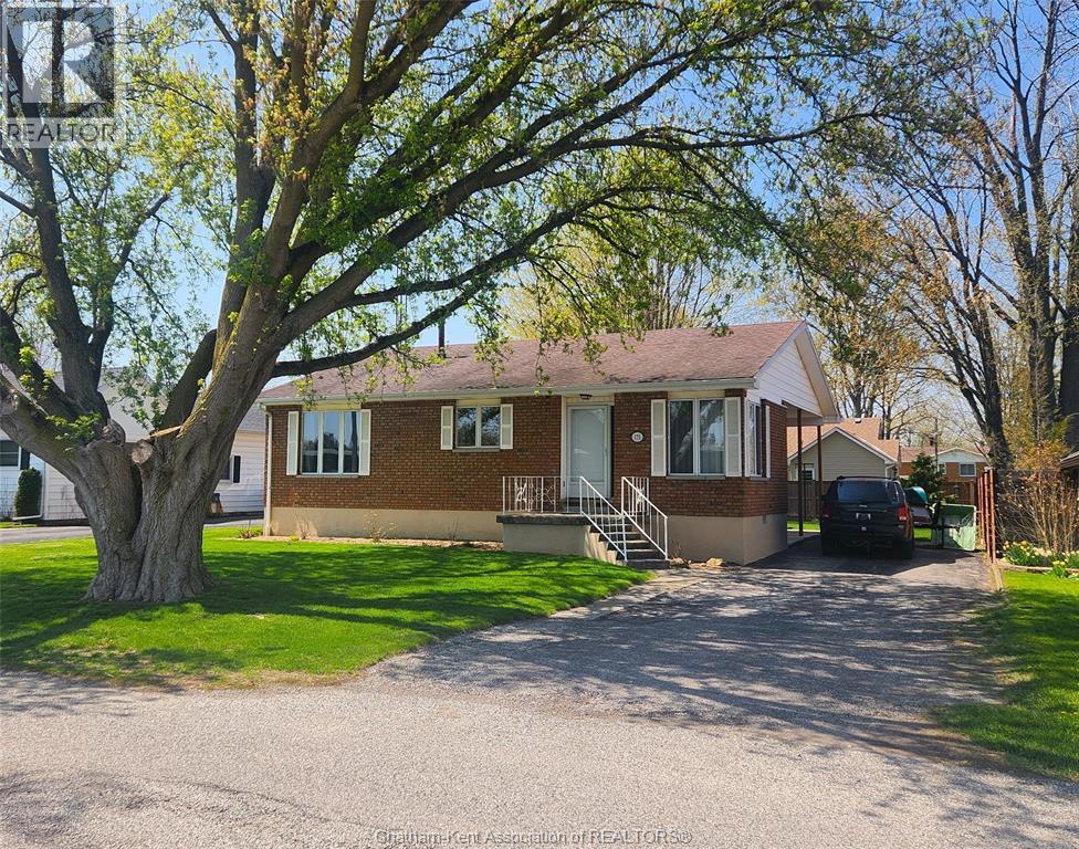 MLS# 26009082: 175 Wellington STREET, Blenheim, Canada