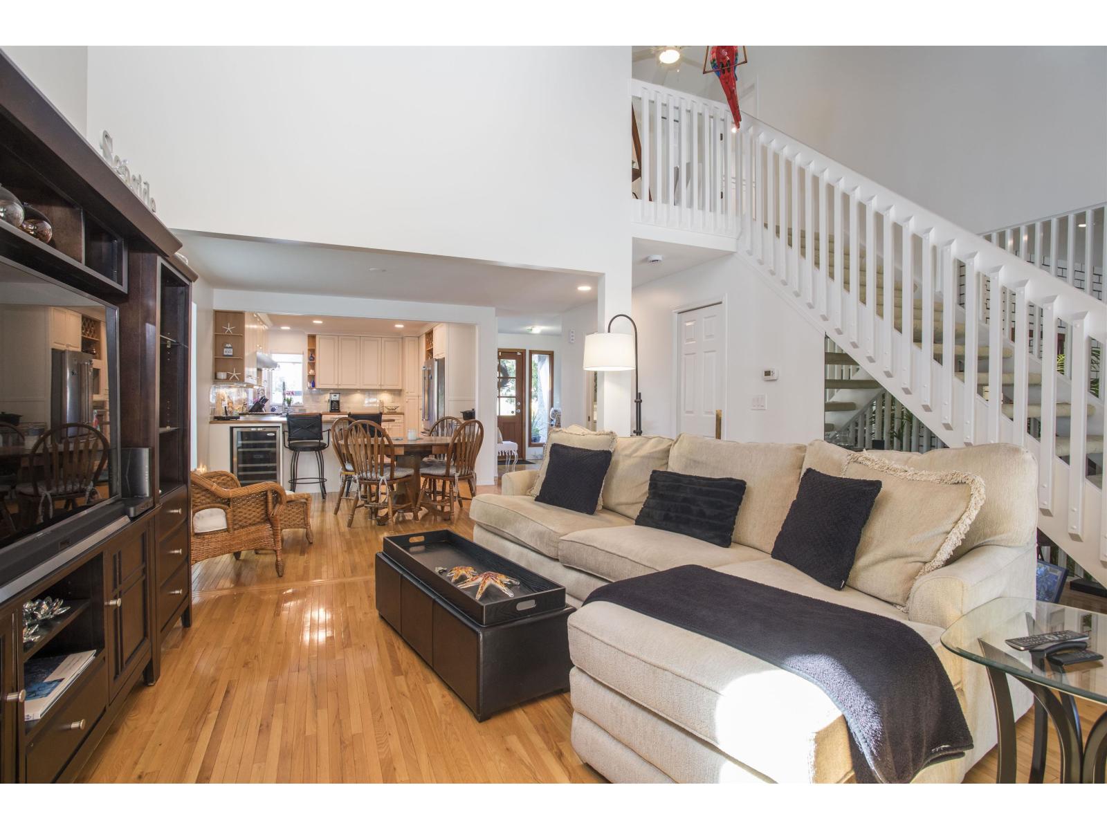 980 164 Street, White Rock, British Columbia  V4A 4Y5 - Photo 14 - R3114440