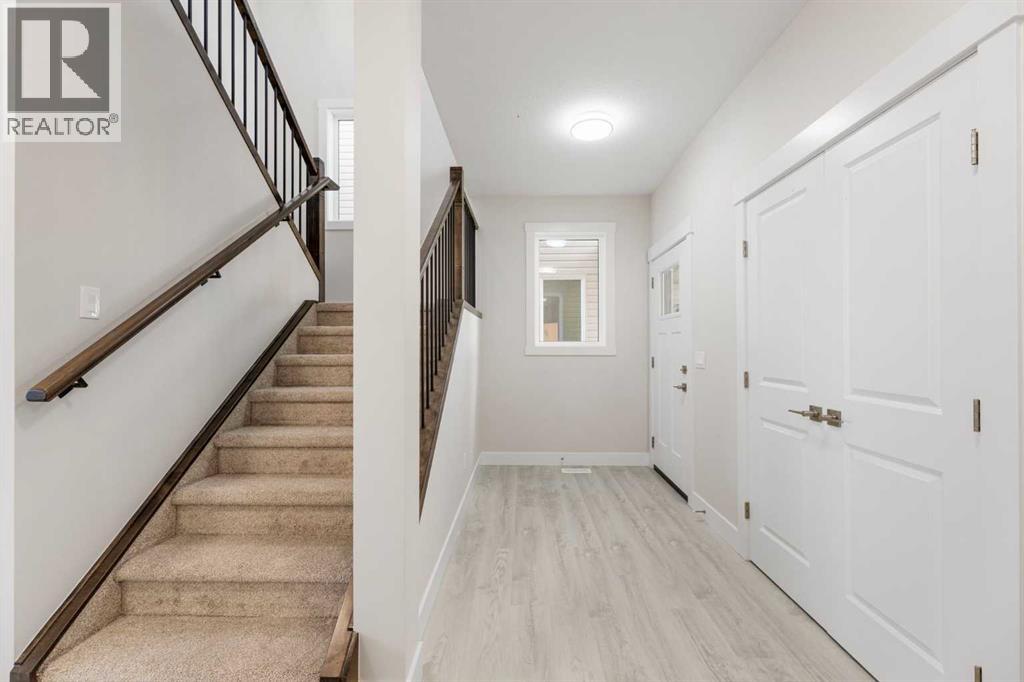 542 Ranch Green, Strathmore, Alberta  T1P 2H9 - Photo 4 - A2283527