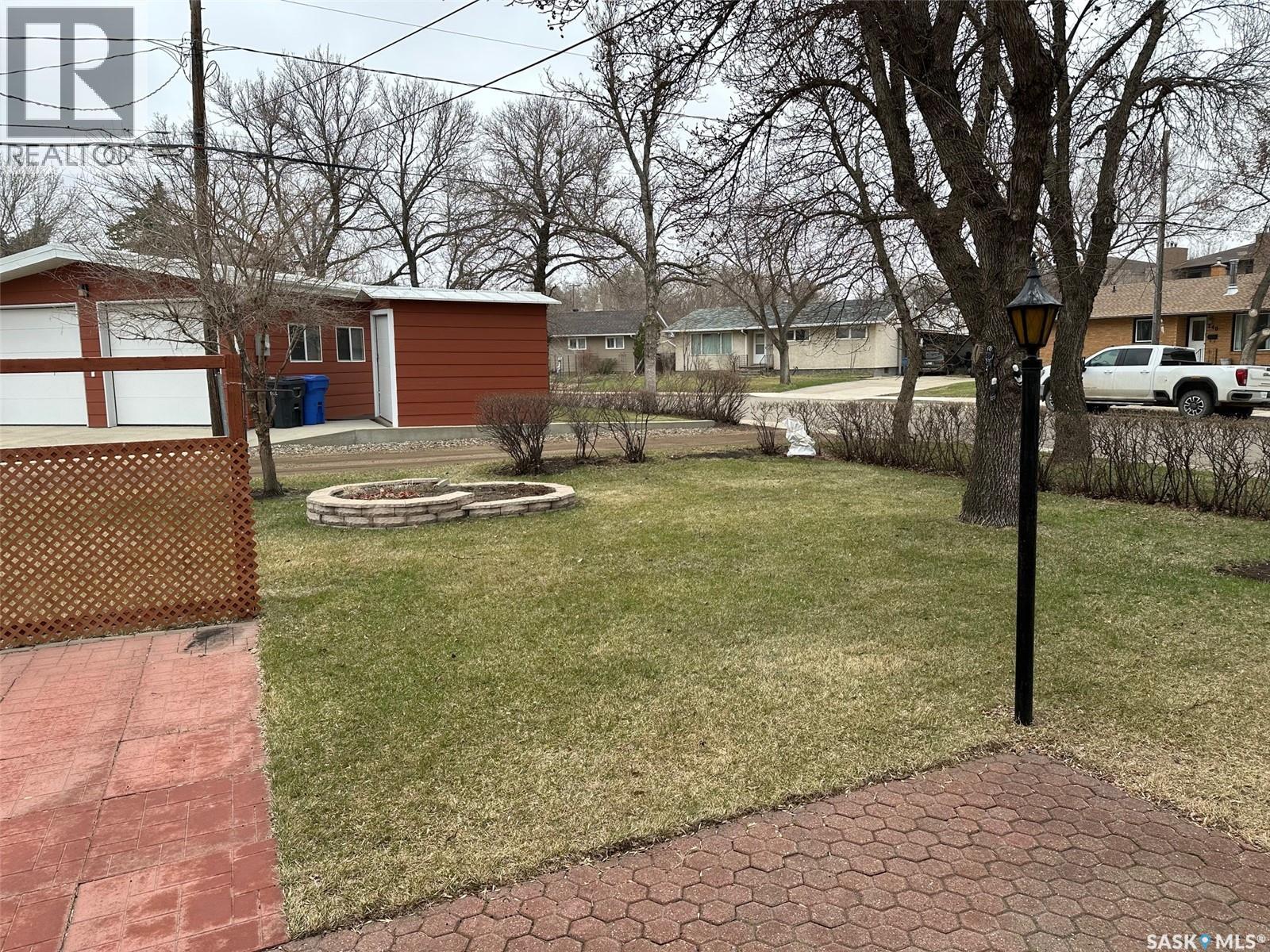 400 Gallaway Street, Estevan, Saskatchewan  S4A 0A9 - Photo 37 - SK031694