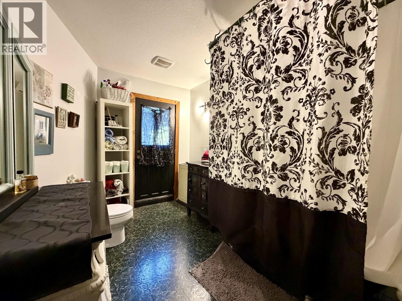 177 Pratt Road, Gibsons, British Columbia  V0N 1V3 - Photo 9 - R3087569