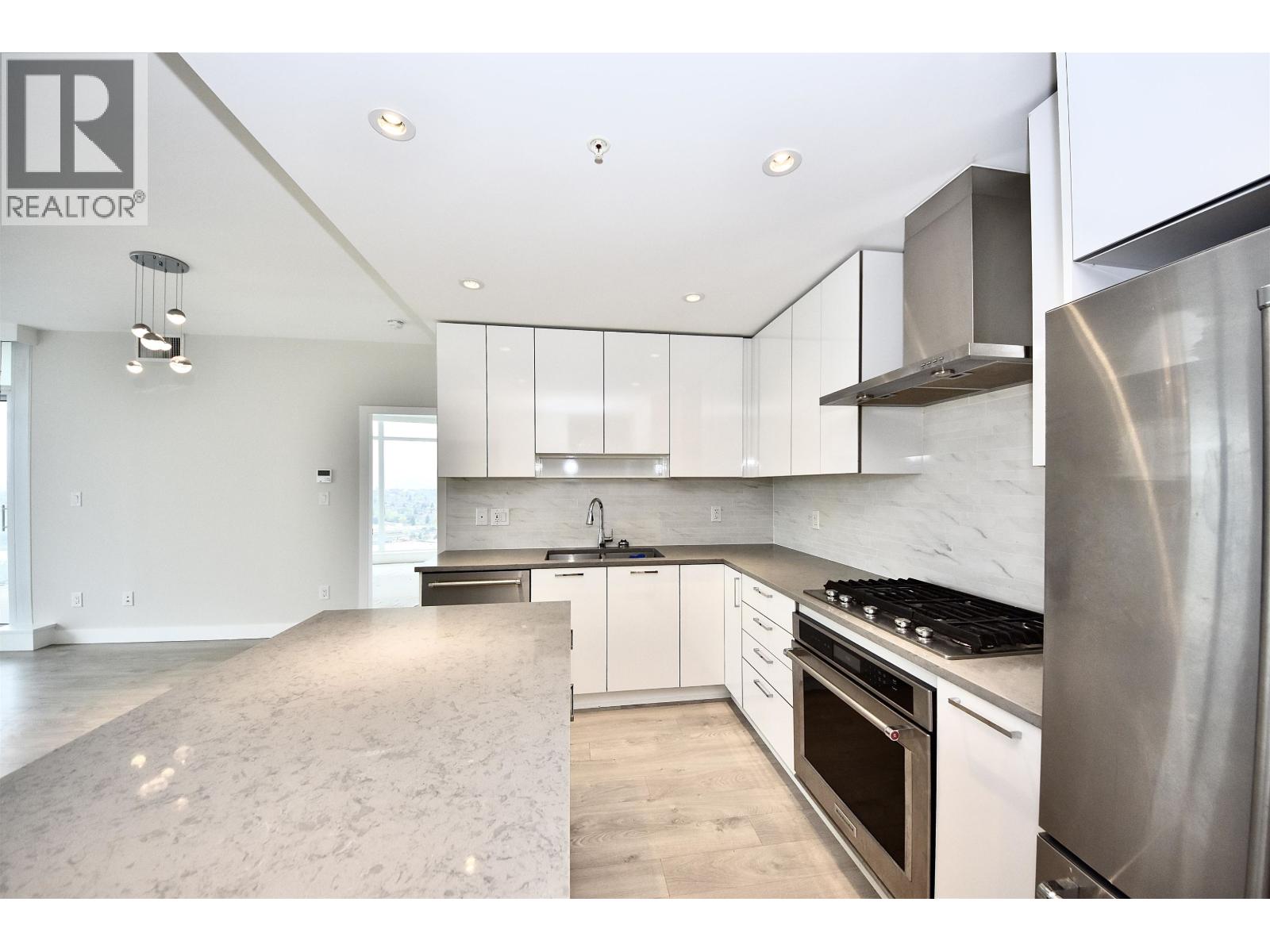 2405 1788 Gilmore Avenue, Burnaby, British Columbia  V5C 0L5 - Photo 8 - R3115411