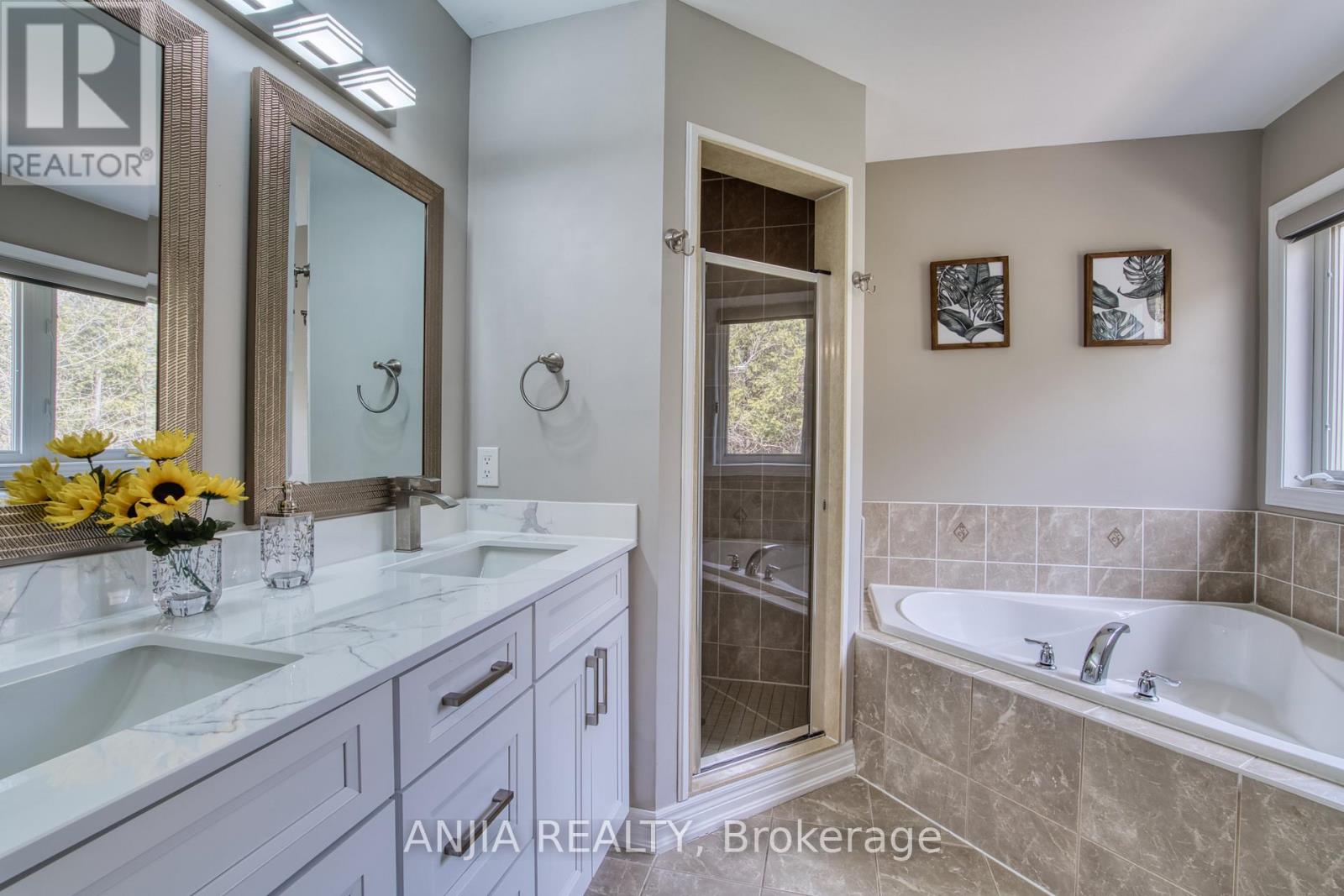 48 Promenade Drive, Whitby, Ontario  L1R 0L4 - Photo 22 - E13038742