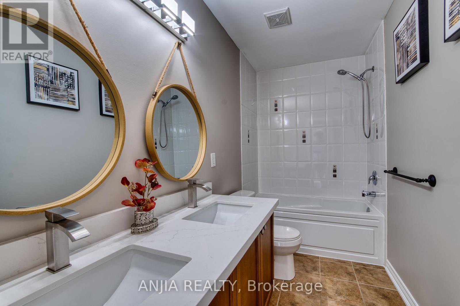 48 Promenade Drive, Whitby, Ontario  L1R 0L4 - Photo 27 - E13038742