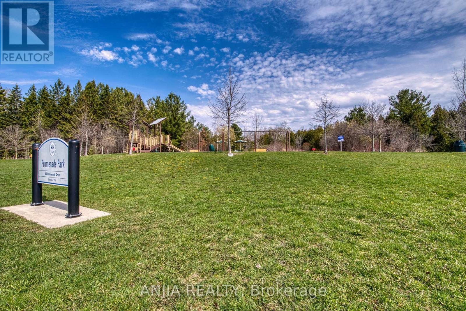 48 Promenade Drive, Whitby, Ontario  L1R 0L4 - Photo 3 - E13038742