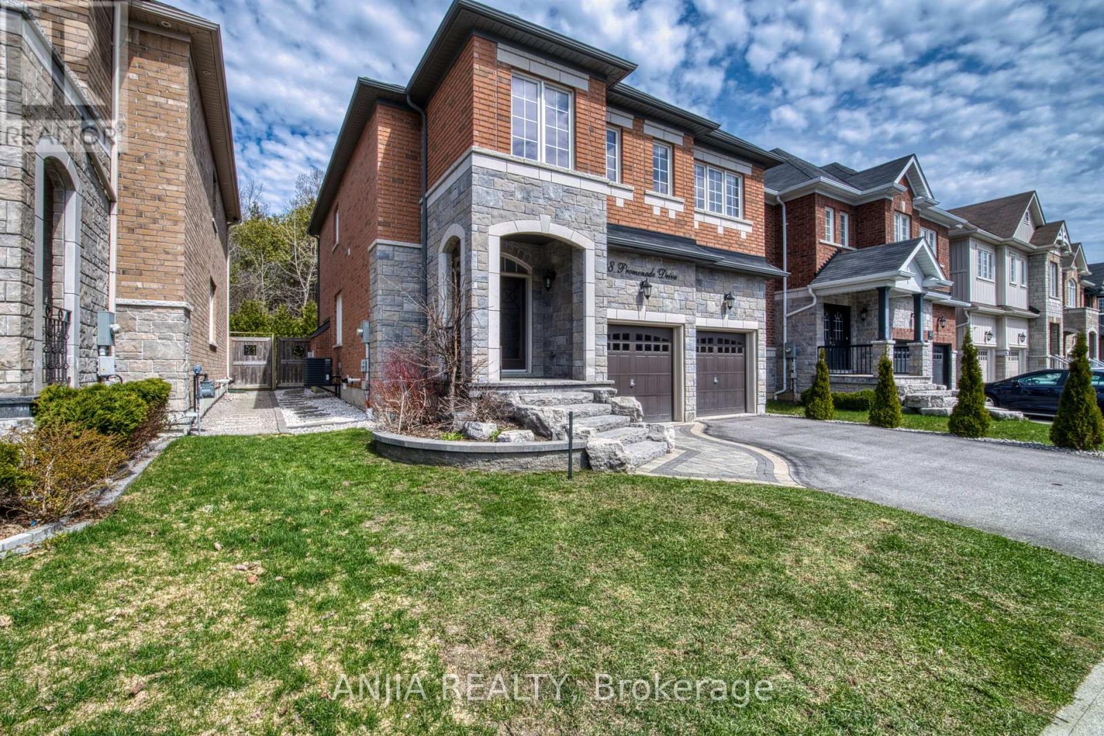 48 Promenade Drive, Whitby, Ontario  L1R 0L4 - Photo 4 - E13038742