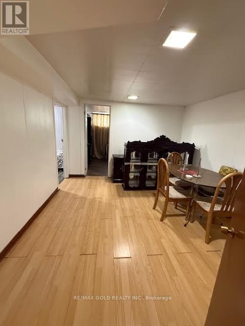 87 LEXINGTON AVENUE, Toronto, Ontario