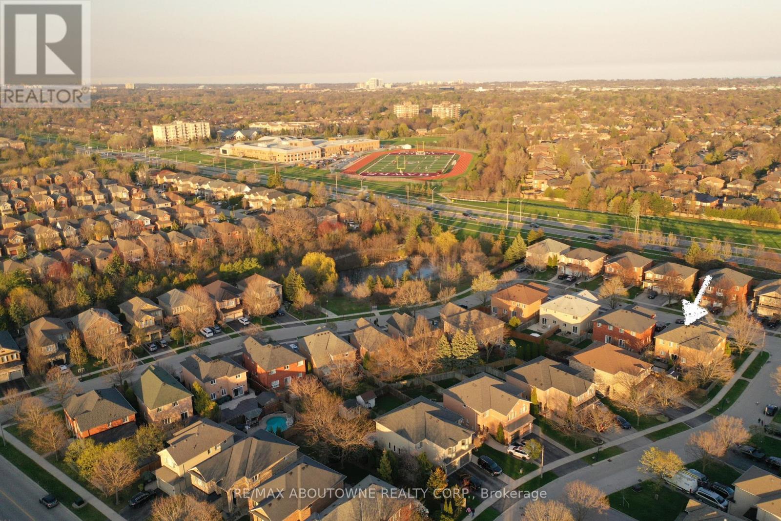 1363 Brookstar Drive, Oakville, Ontario  L6M 3W1 - Photo 40 - W13035642