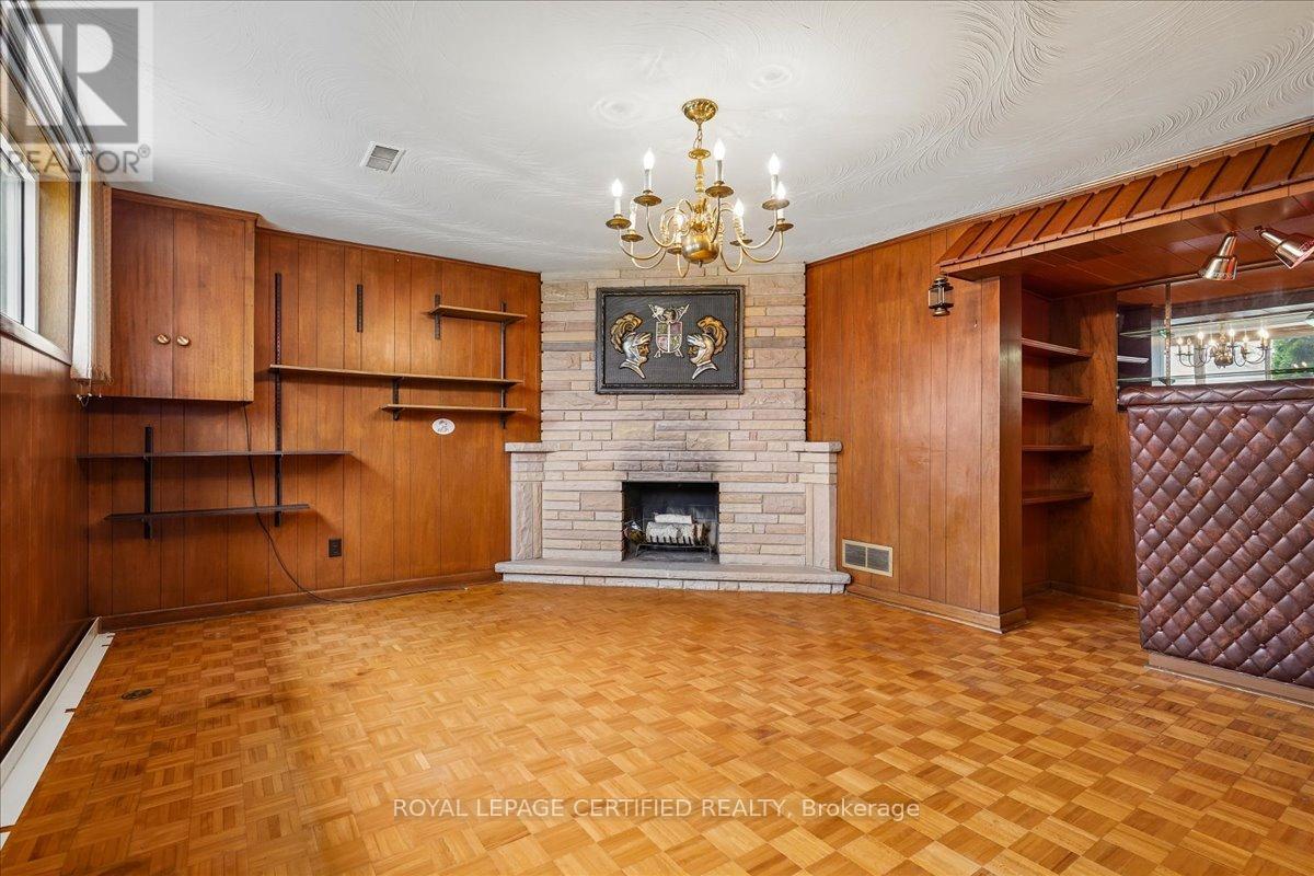 1639 Sunnycove Drive, Mississauga, Ontario  L4X 1B6 - Photo 29 - W13038708