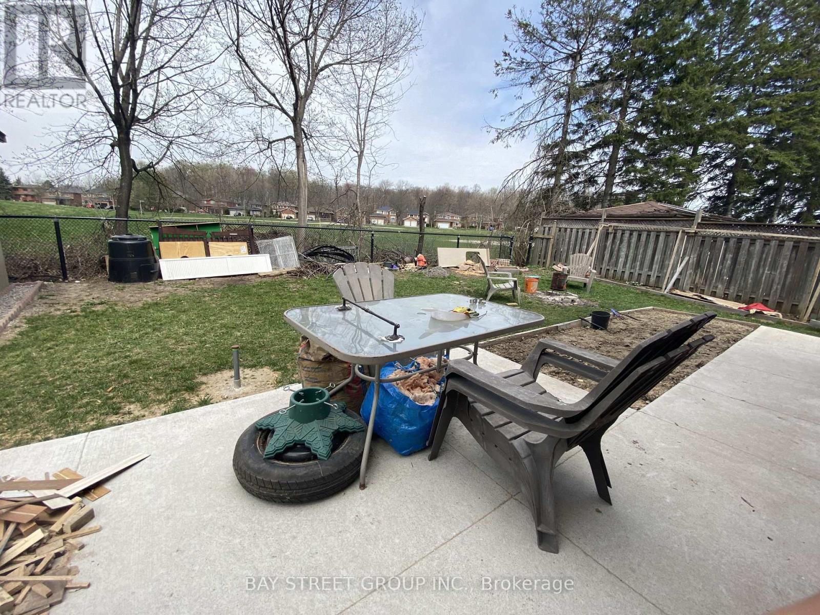 8 Kerwood (Main) Place, Brampton, Ontario  L6Z 1Y1 - Photo 22 - W13038740