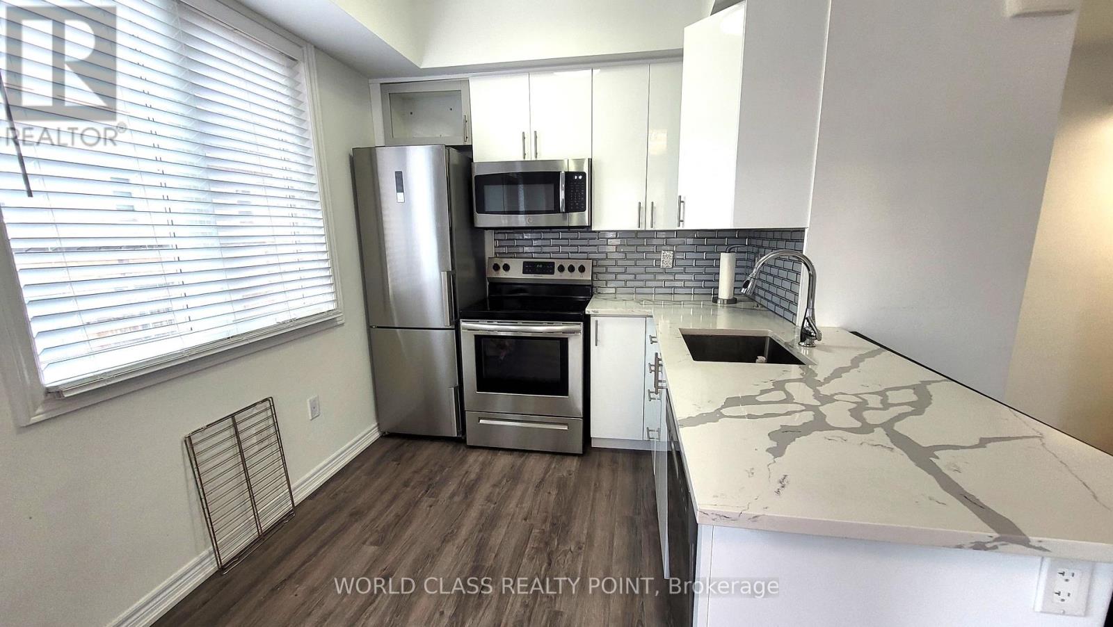 212 - 370 Hopewell Avenue, Toronto, Ontario  M6E 2S2 - Photo 10 - W13038746
