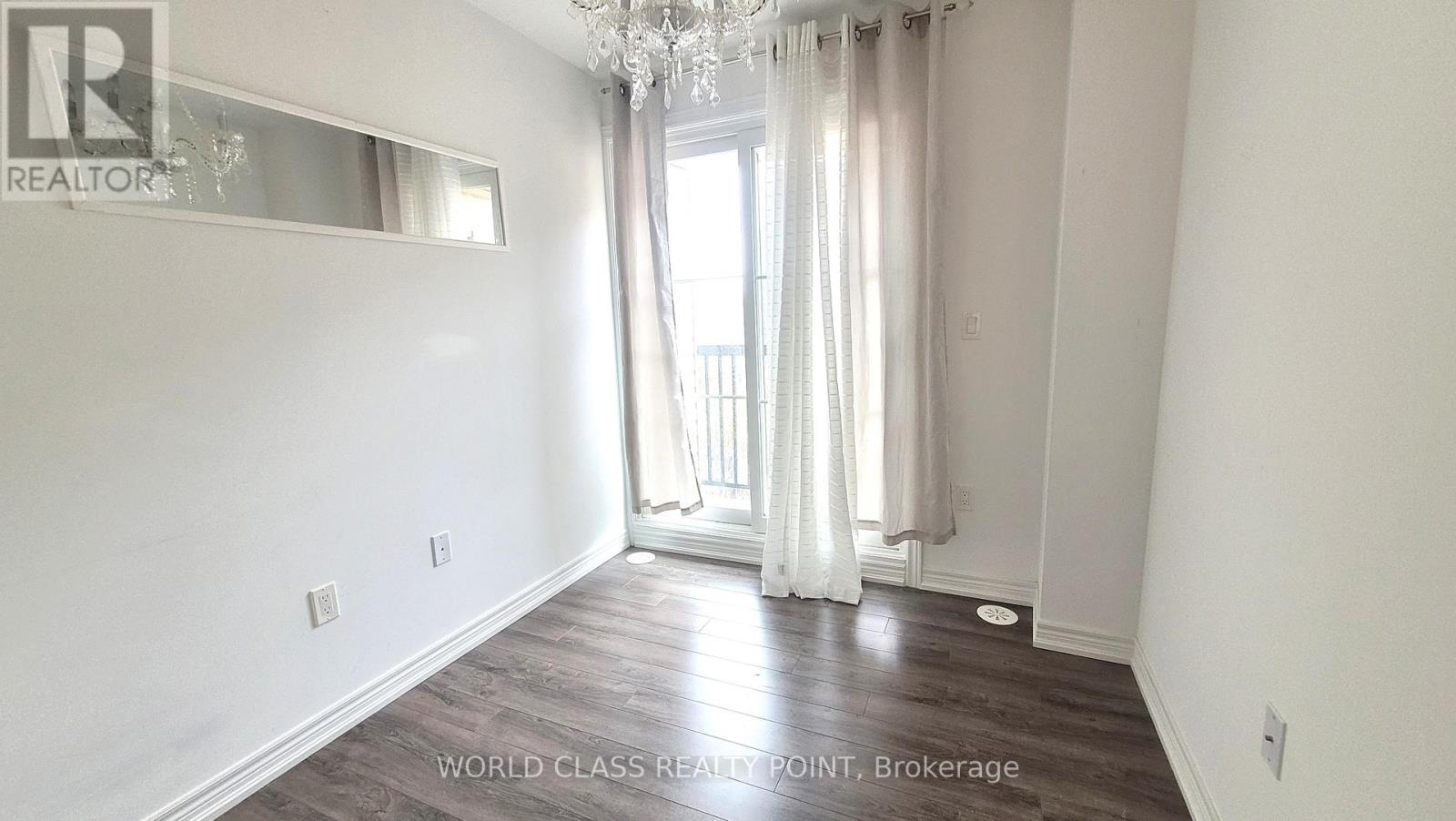 212 - 370 Hopewell Avenue, Toronto, Ontario  M6E 2S2 - Photo 15 - W13038746