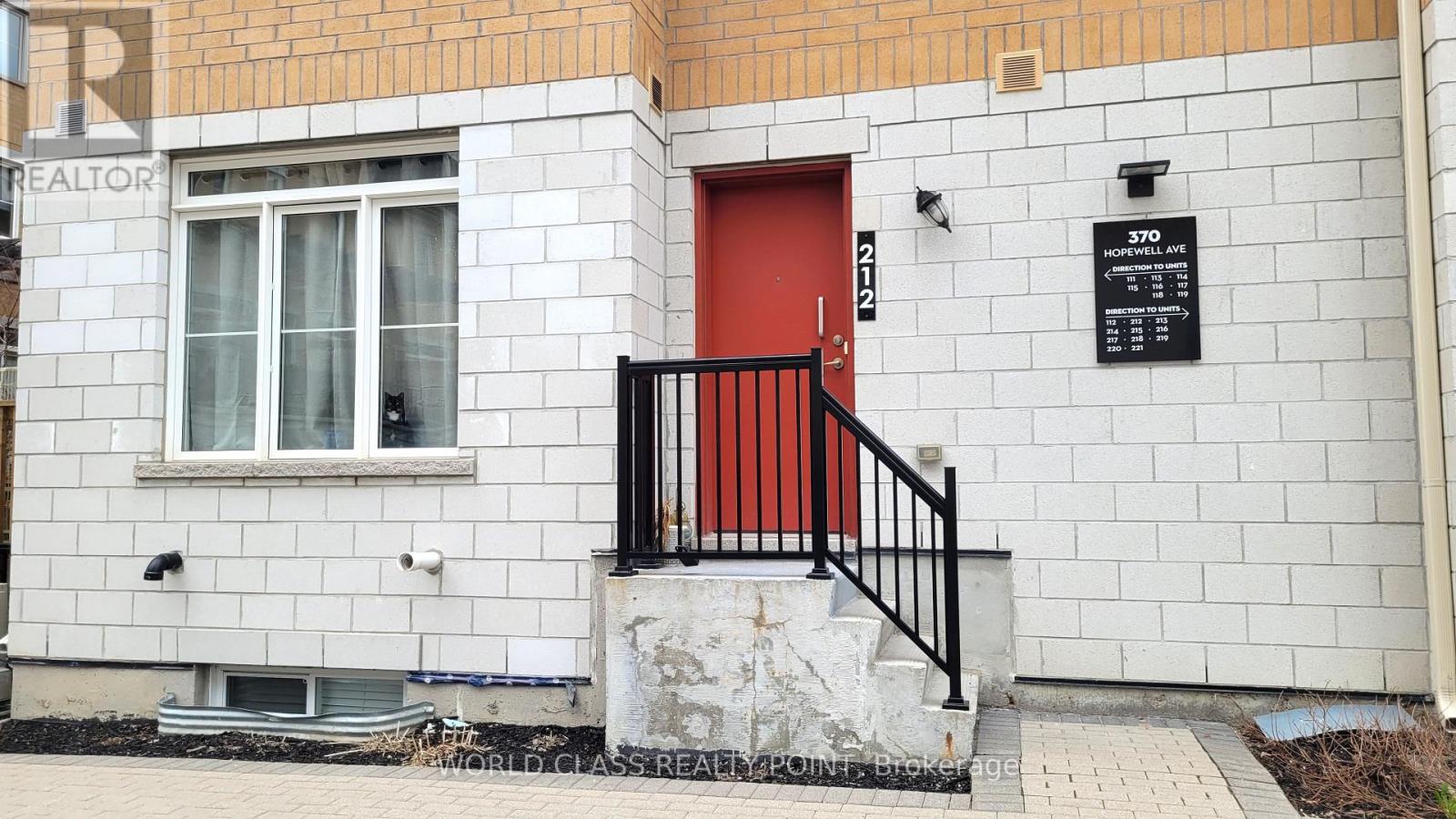 212 - 370 Hopewell Avenue, Toronto, Ontario  M6E 2S2 - Photo 3 - W13038746