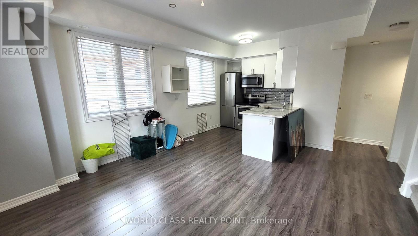 212 - 370 Hopewell Avenue, Toronto, Ontario  M6E 2S2 - Photo 6 - W13038746