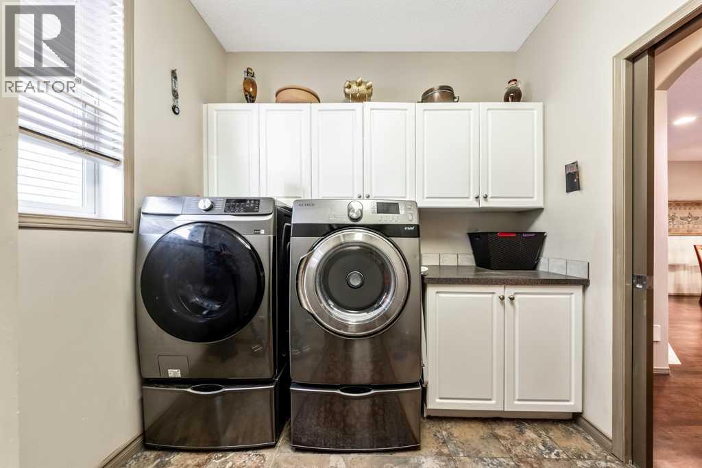 40 Cougar Ridge Heights Sw, Calgary, Alberta  T3H 4X5 - Photo 23 - A2301276