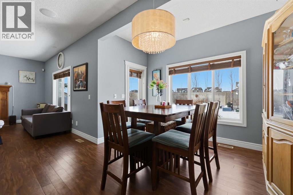 399 Coopers Drive SW, Airdrie, Alberta  T4B 0C8 - Photo 10 - A2301883