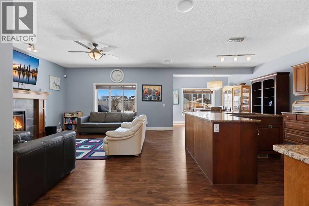 399 Coopers Drive SW, Airdrie, Alberta  T4B 0C8 - Photo 11 - A2301883