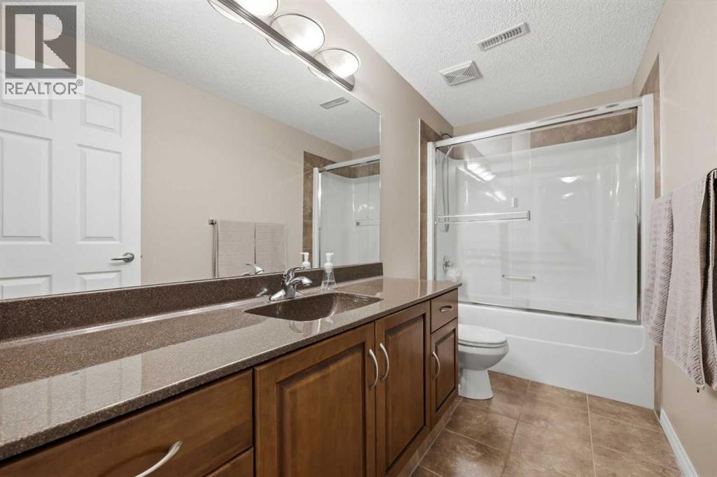 399 Coopers Drive SW, Airdrie, Alberta  T4B 0C8 - Photo 39 - A2301883