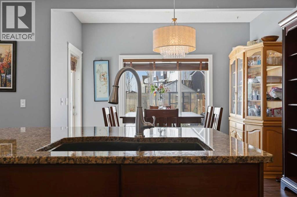 399 Coopers Drive SW, Airdrie, Alberta  T4B 0C8 - Photo 7 - A2301883