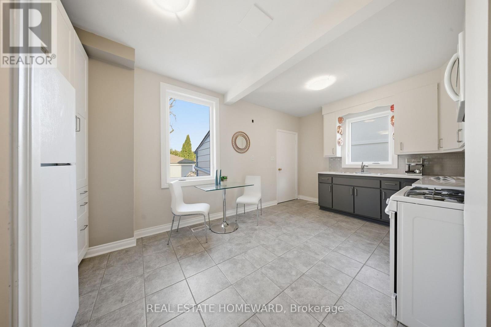 259 Woodmount Avenue E, Toronto, Ontario  M4C 4A2 - Photo 14 - E13038652