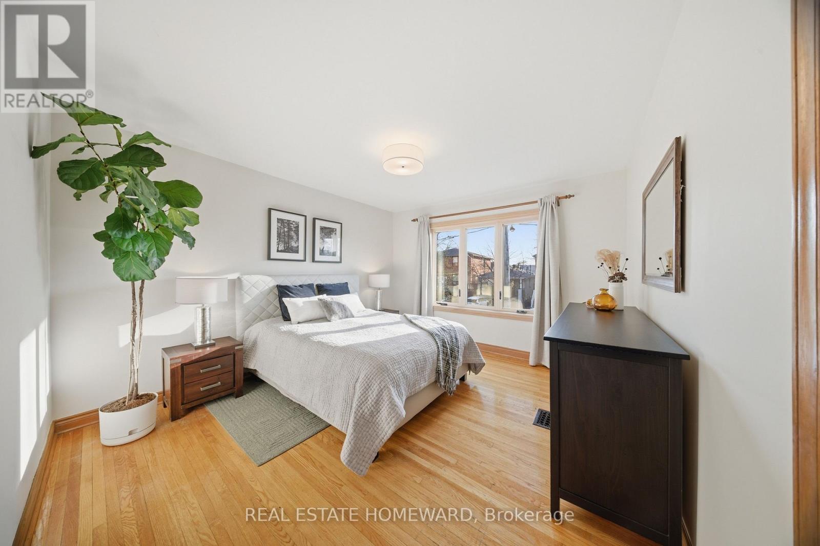 259 Woodmount Avenue E, Toronto, Ontario  M4C 4A2 - Photo 17 - E13038652