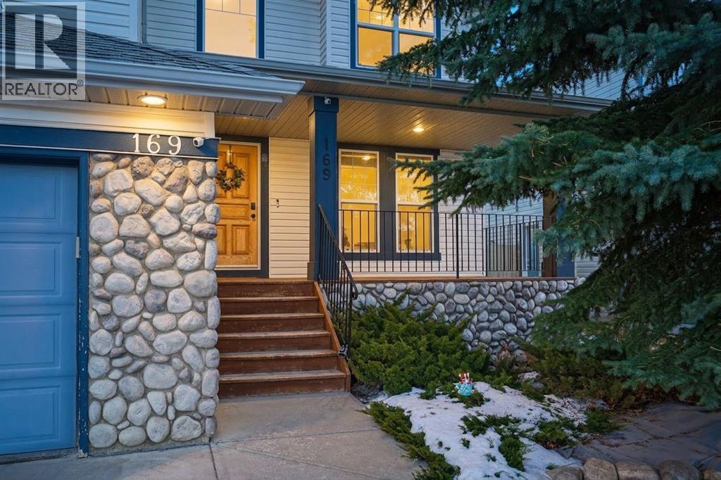 169 West Creek Boulevard, Chestermere, Alberta  T1X 1P5 - Photo 2 - A2290915