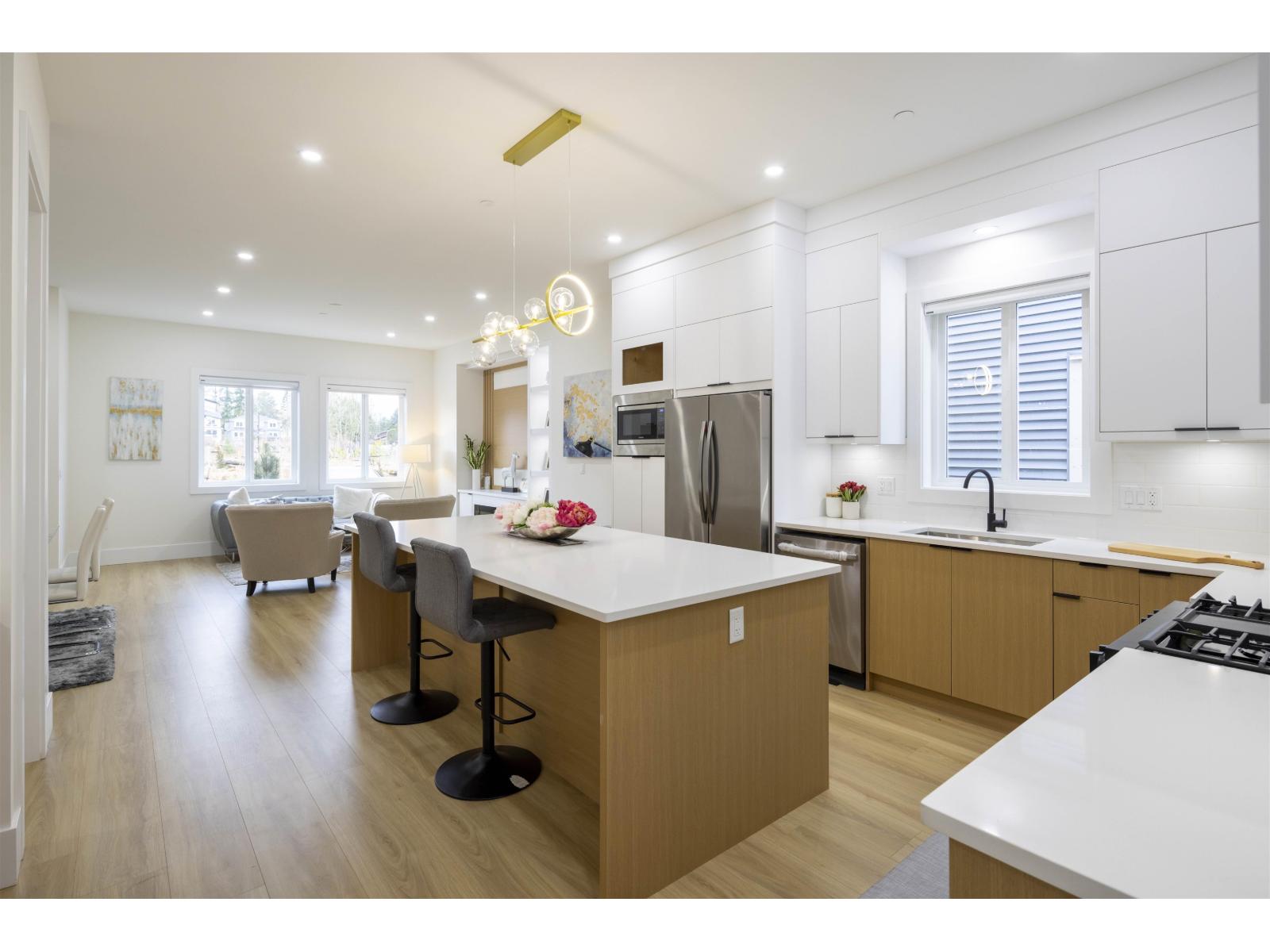 7707 197 Street, Langley, British Columbia  V2Y 3T4 - Photo 2 - R3115400