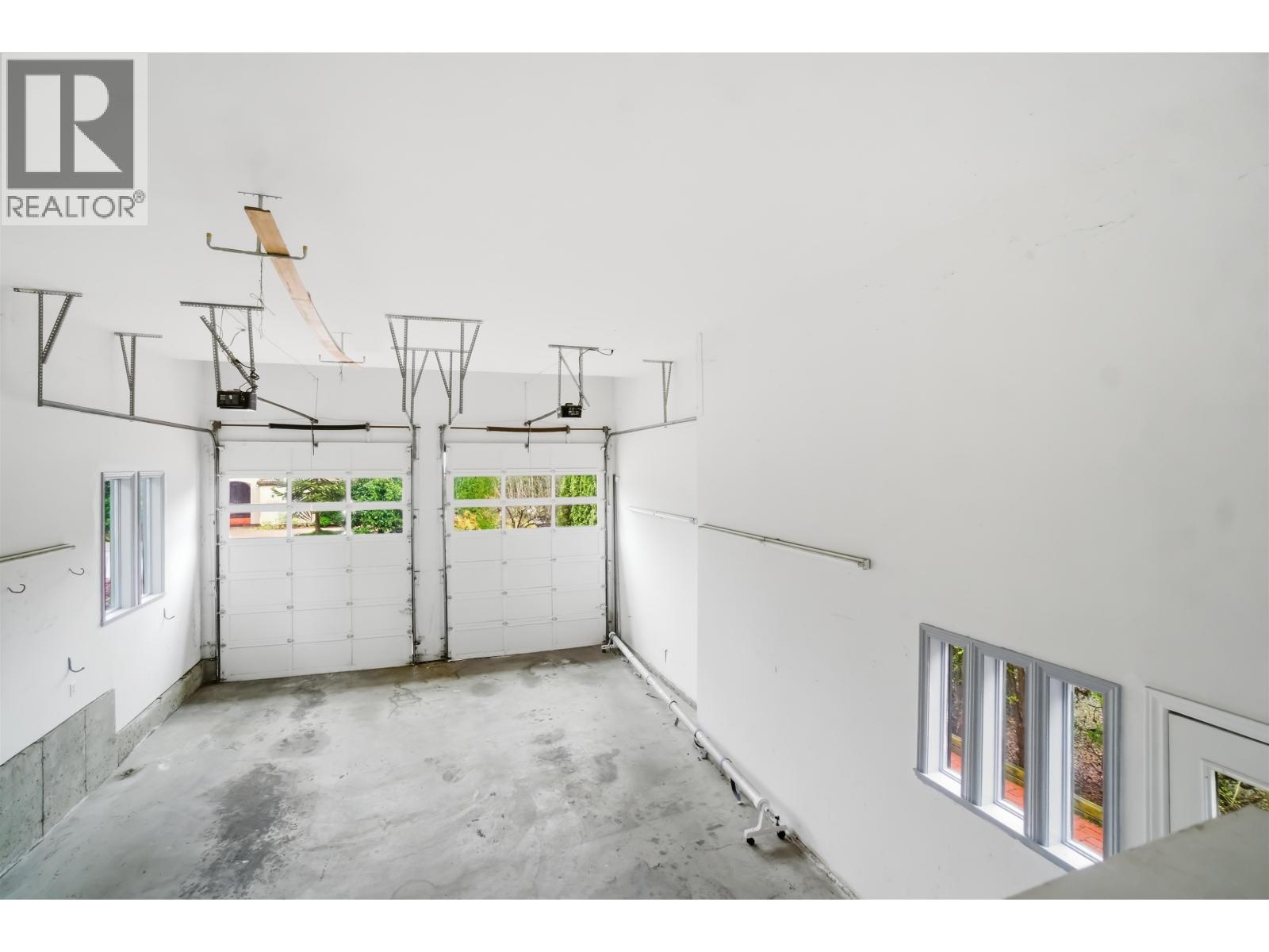 2271 Sorrento Drive, Coquitlam, British Columbia  V3K 6P4 - Photo 40 - R3113600