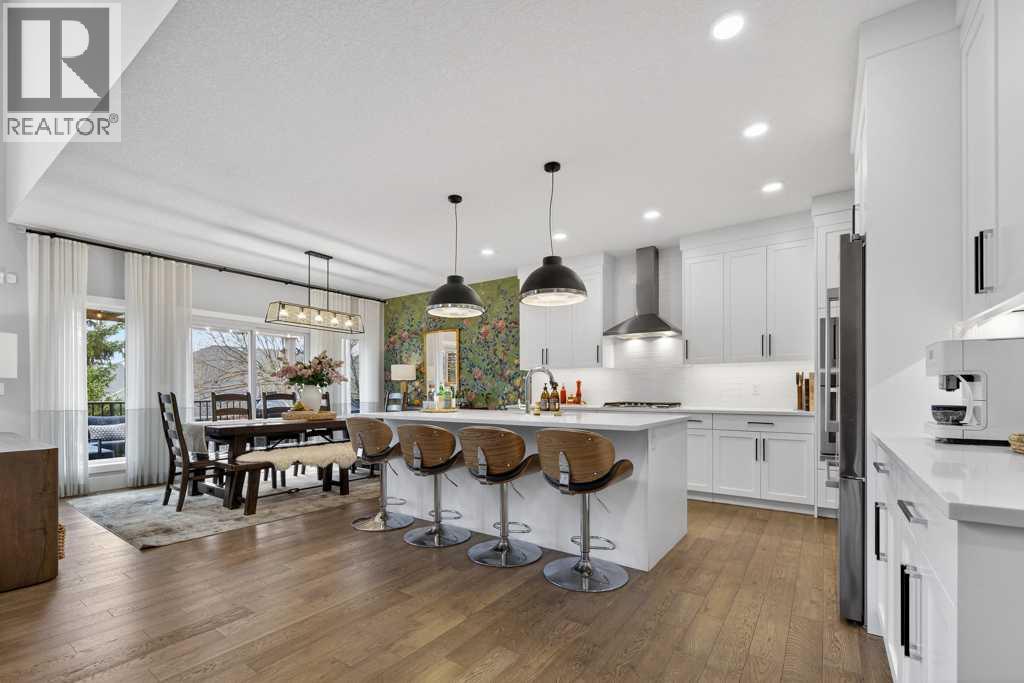 105 Westpoint Way SW, Calgary, Alberta  T3H 2A5 - Photo 5 - A2295884