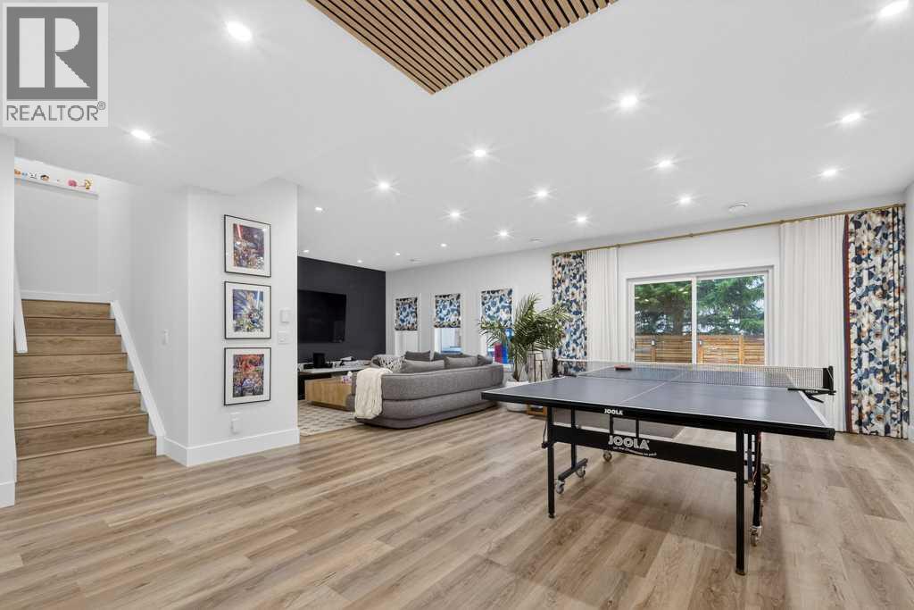 105 Westpoint Way SW, Calgary, Alberta  T3H 2A5 - Photo 37 - A2295884